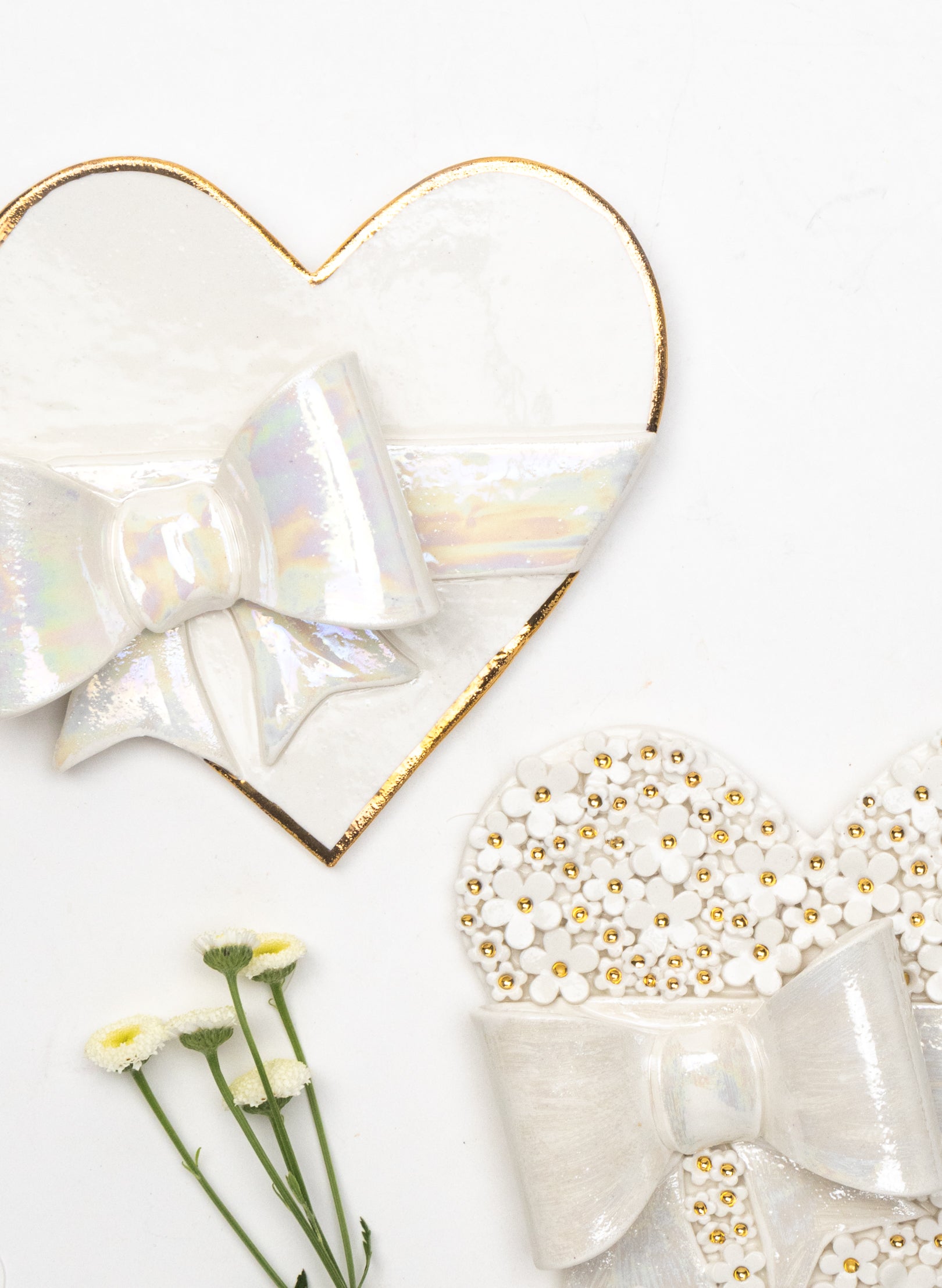 Emoji Wall Heart with Bow