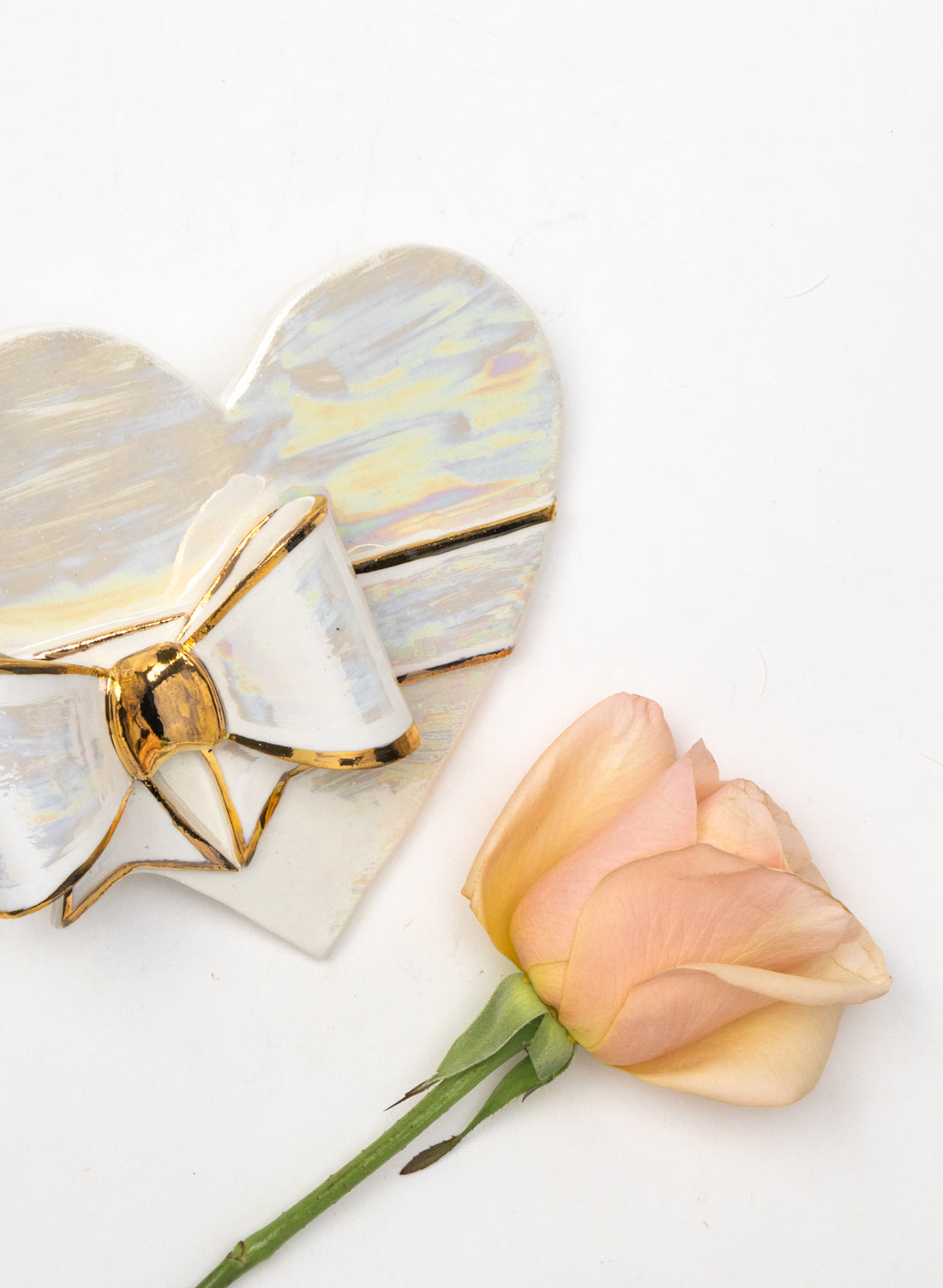 Emoji Wall Heart with Bow