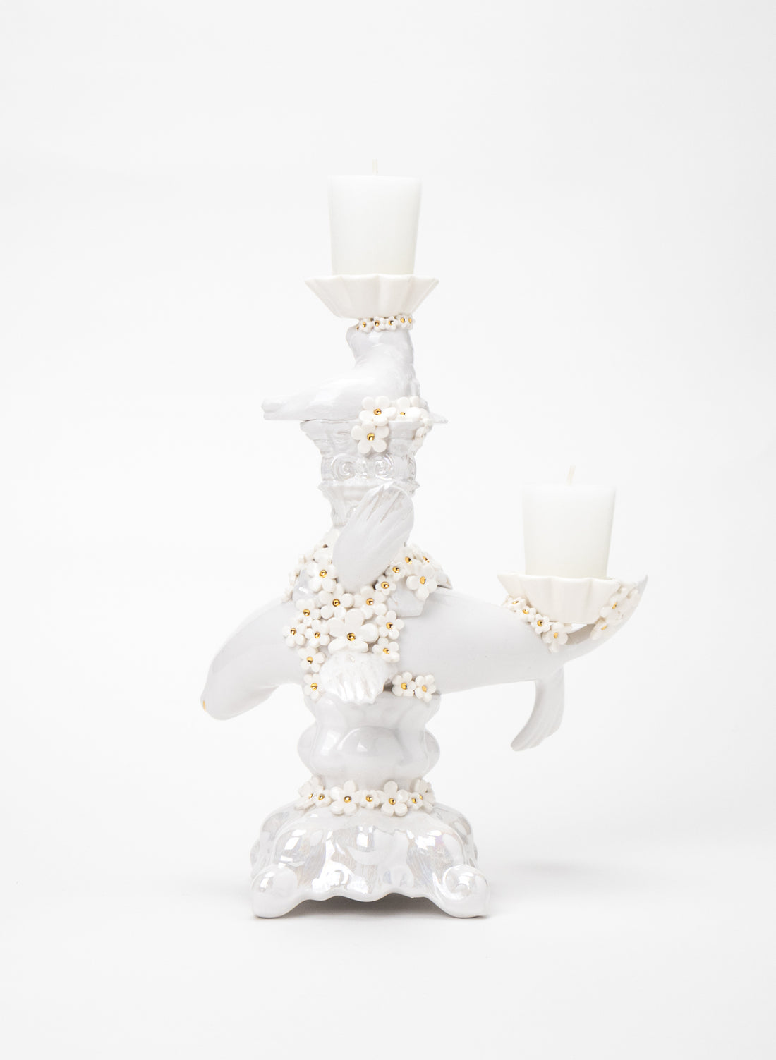 Seal Candlestick with White and Gold Flowers