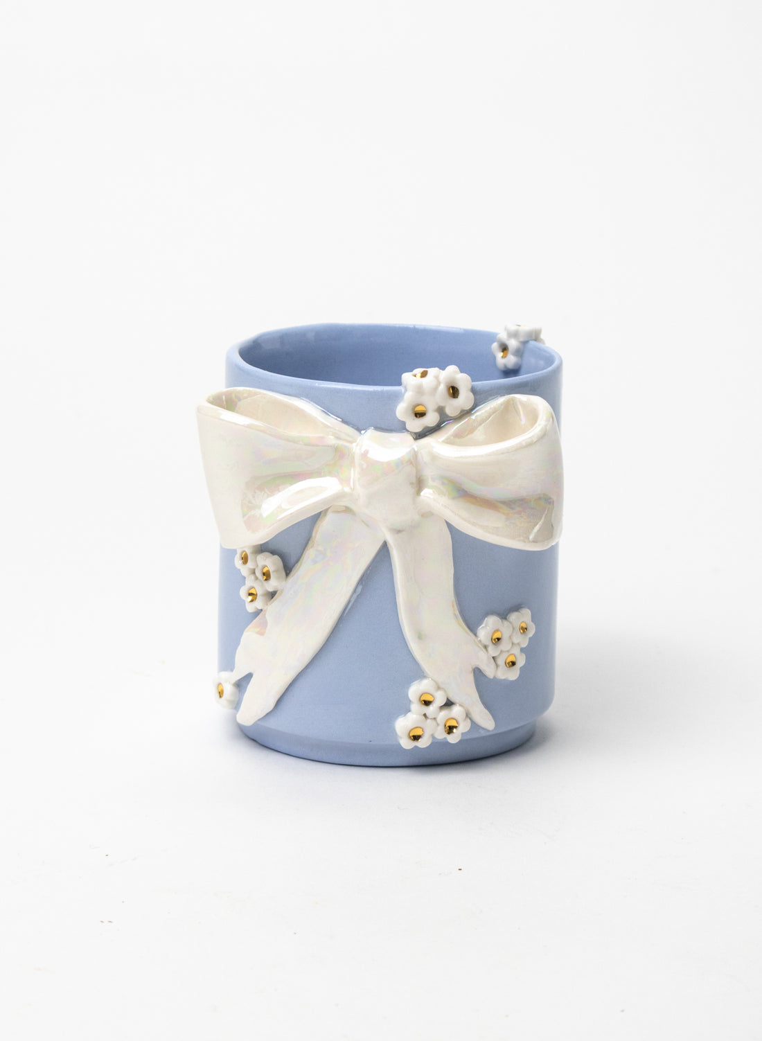 Bow Tumbler with White and Gold Flowers