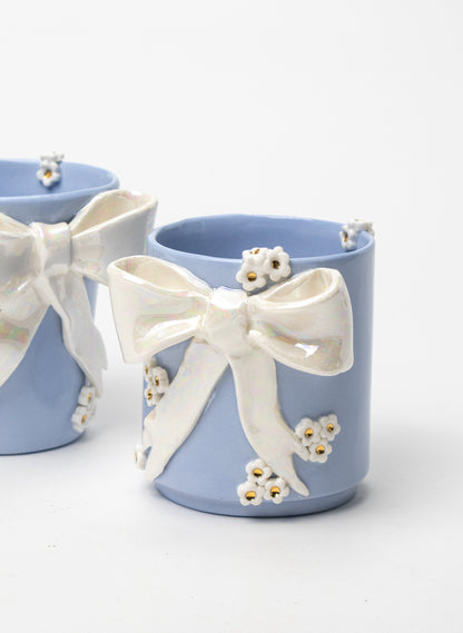 Bow Tumbler with White and Gold Flowers