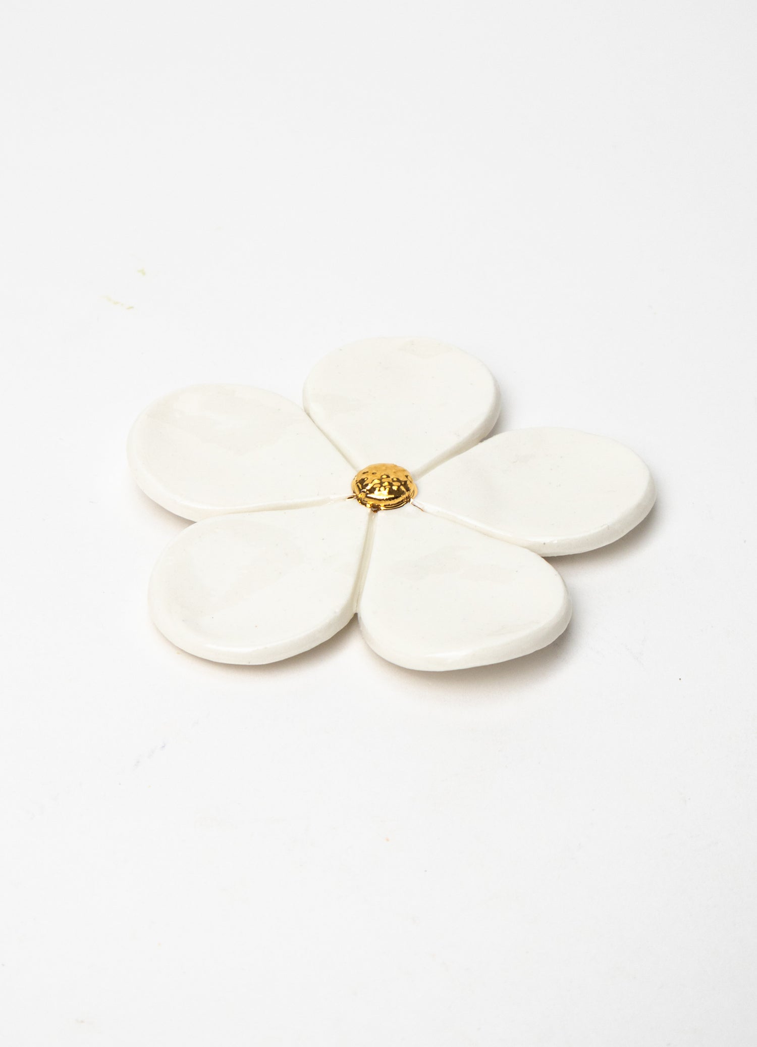 White Flower Power Wall Flower with Golden Pistil