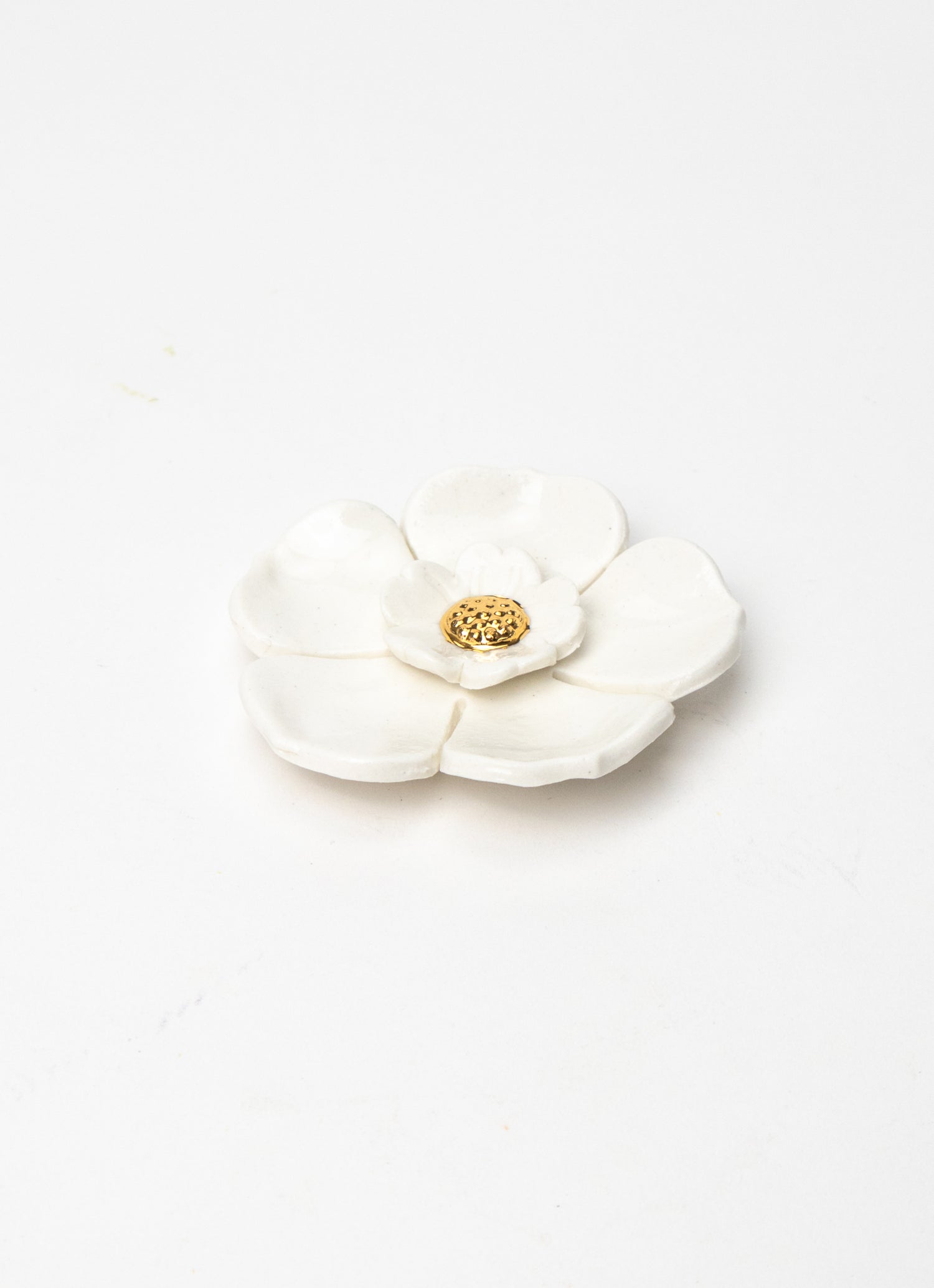 White 2 Tier Wall Flower with Golden Pistil