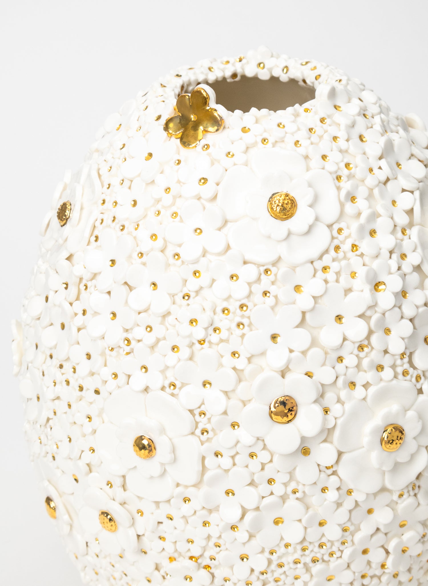 Ovoid Vase with White and Gold Flowers