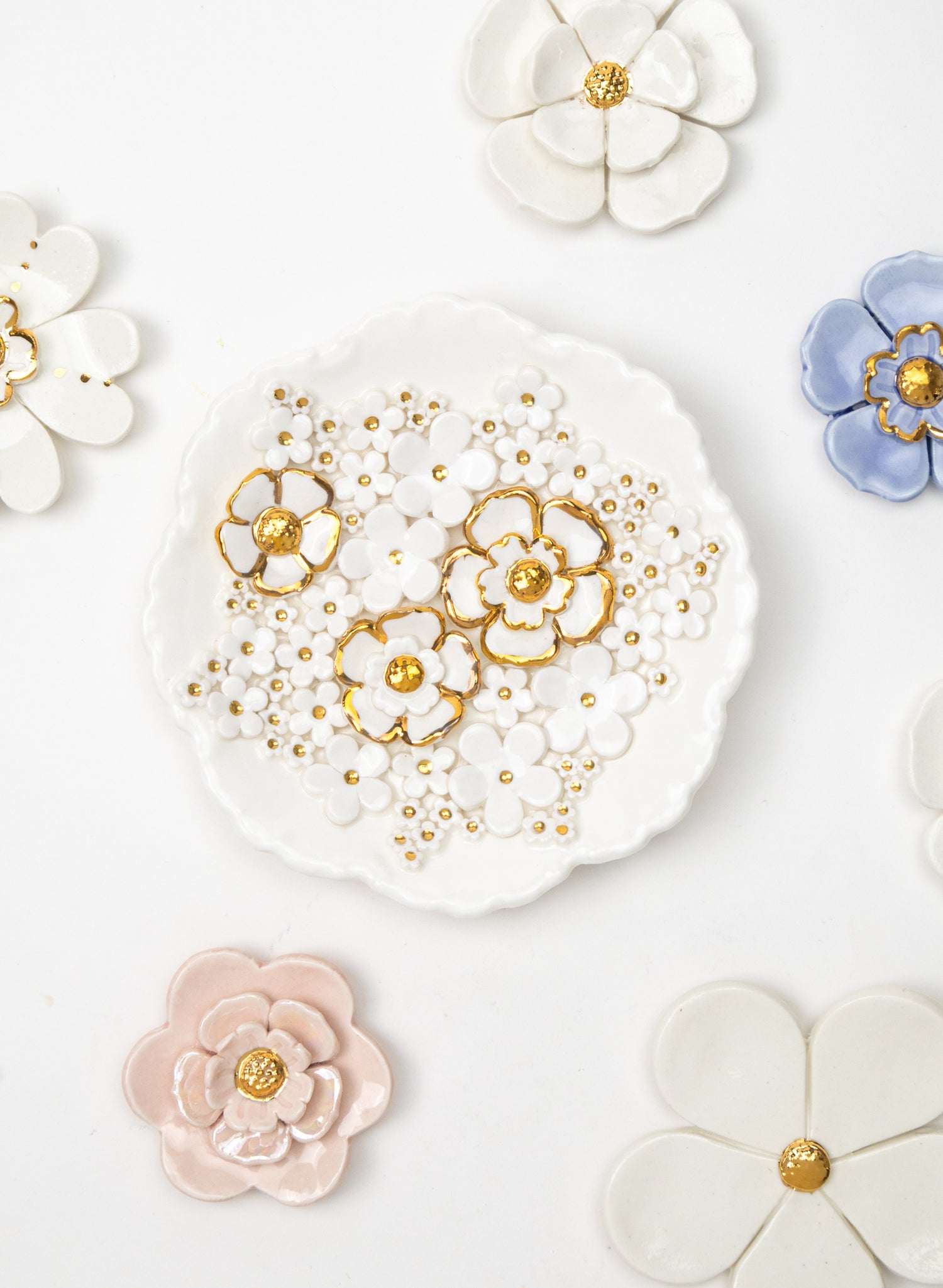 Small Round Flower Wall Plate