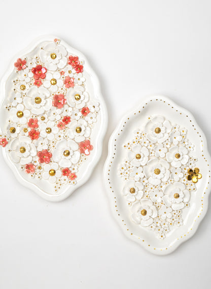 Large Oval Wall Plate with White and Gold Flowers