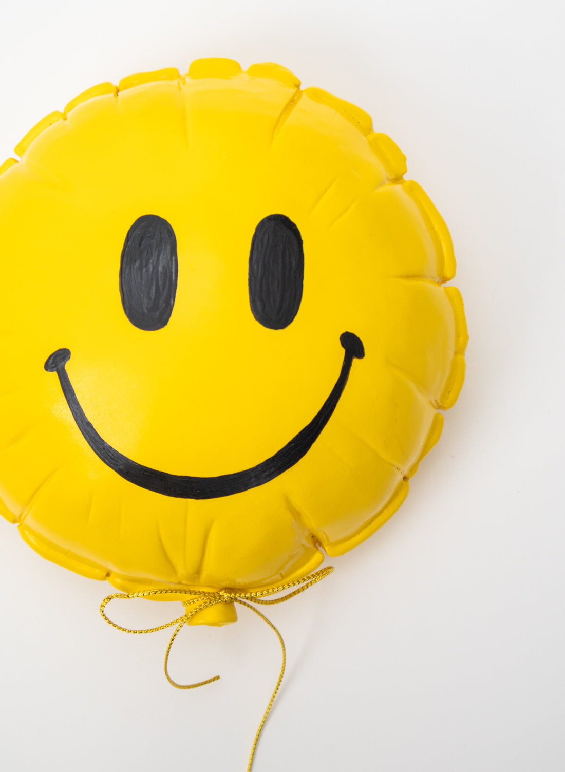 Helium Balloon Wall Sculpture Emoji Smiley Face