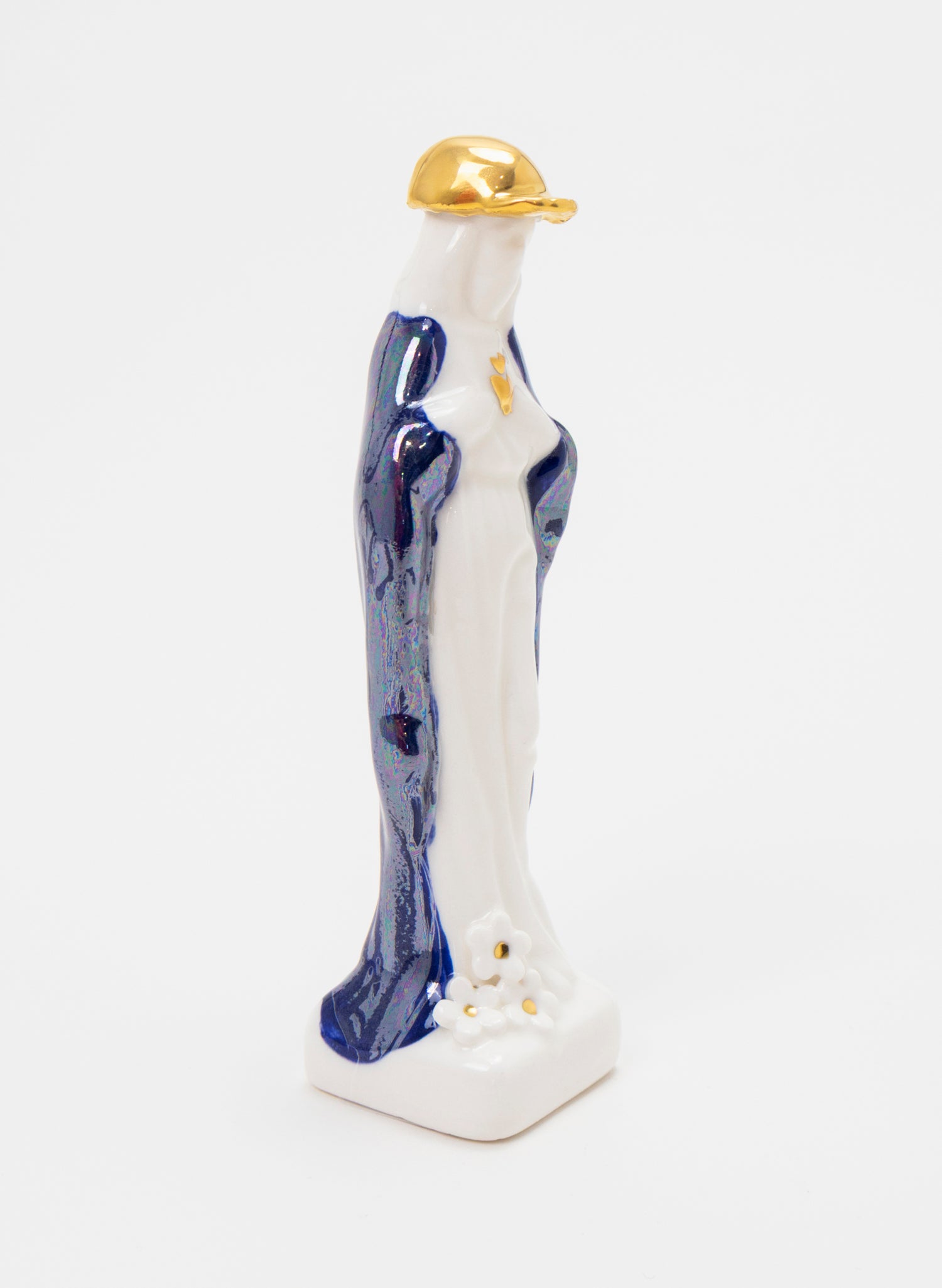 Gold Heart JC sculpture