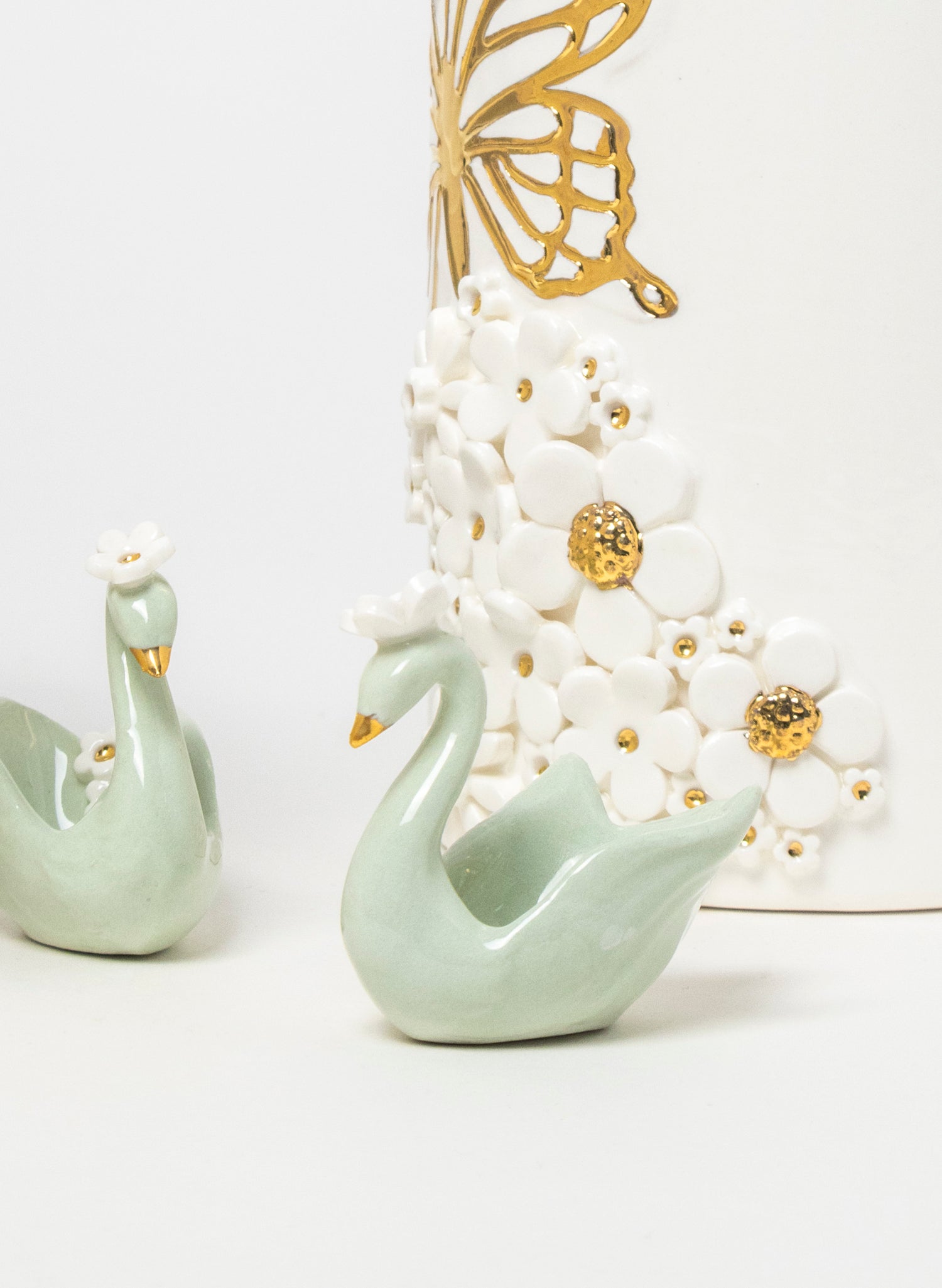 XS Small Swan