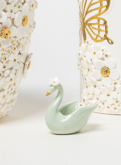 XS Small Swan