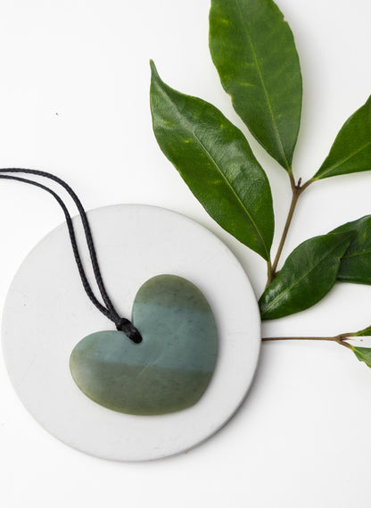Medium Pounamu Heart