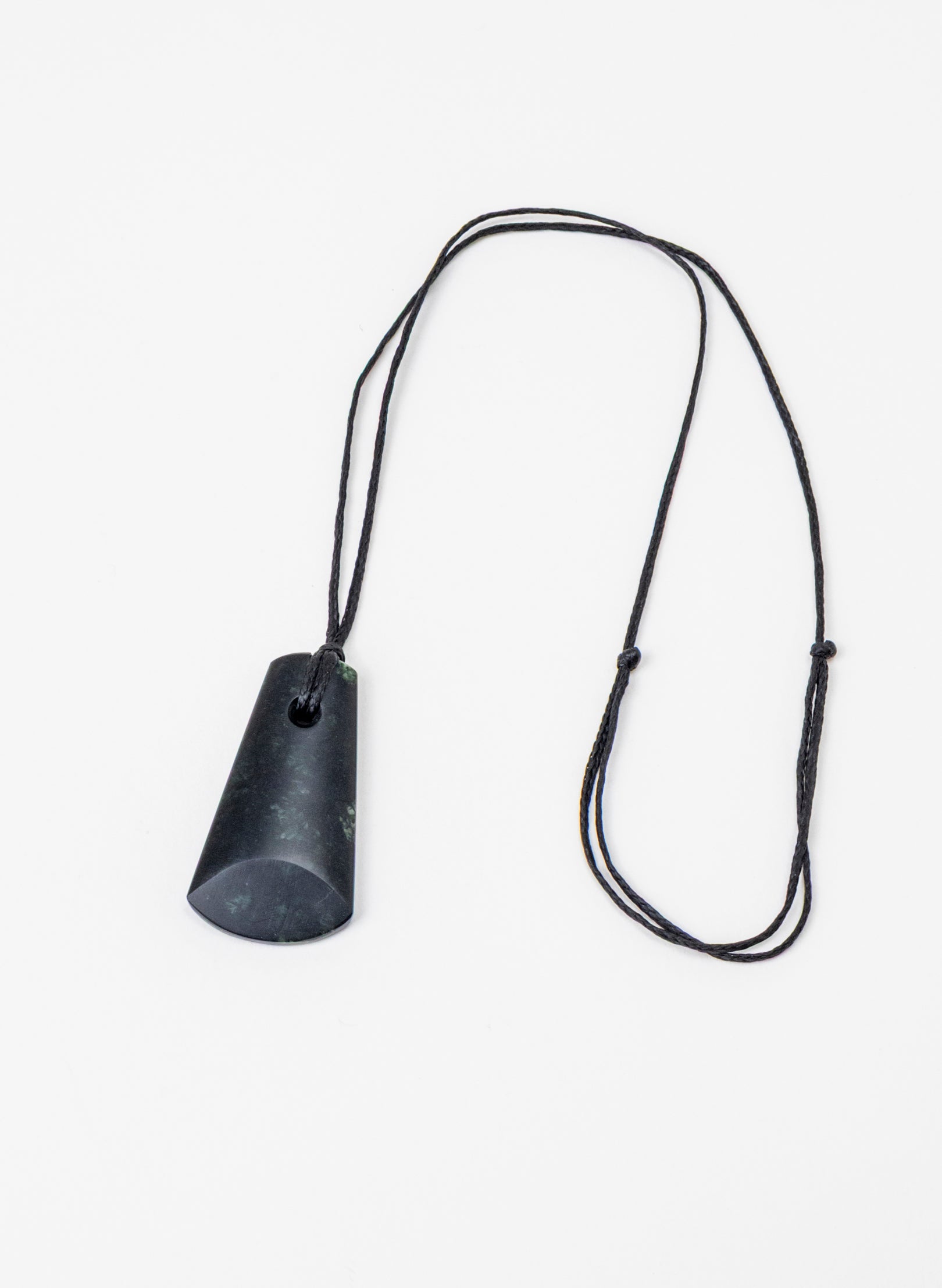 Tangiwai Pounamu Toki