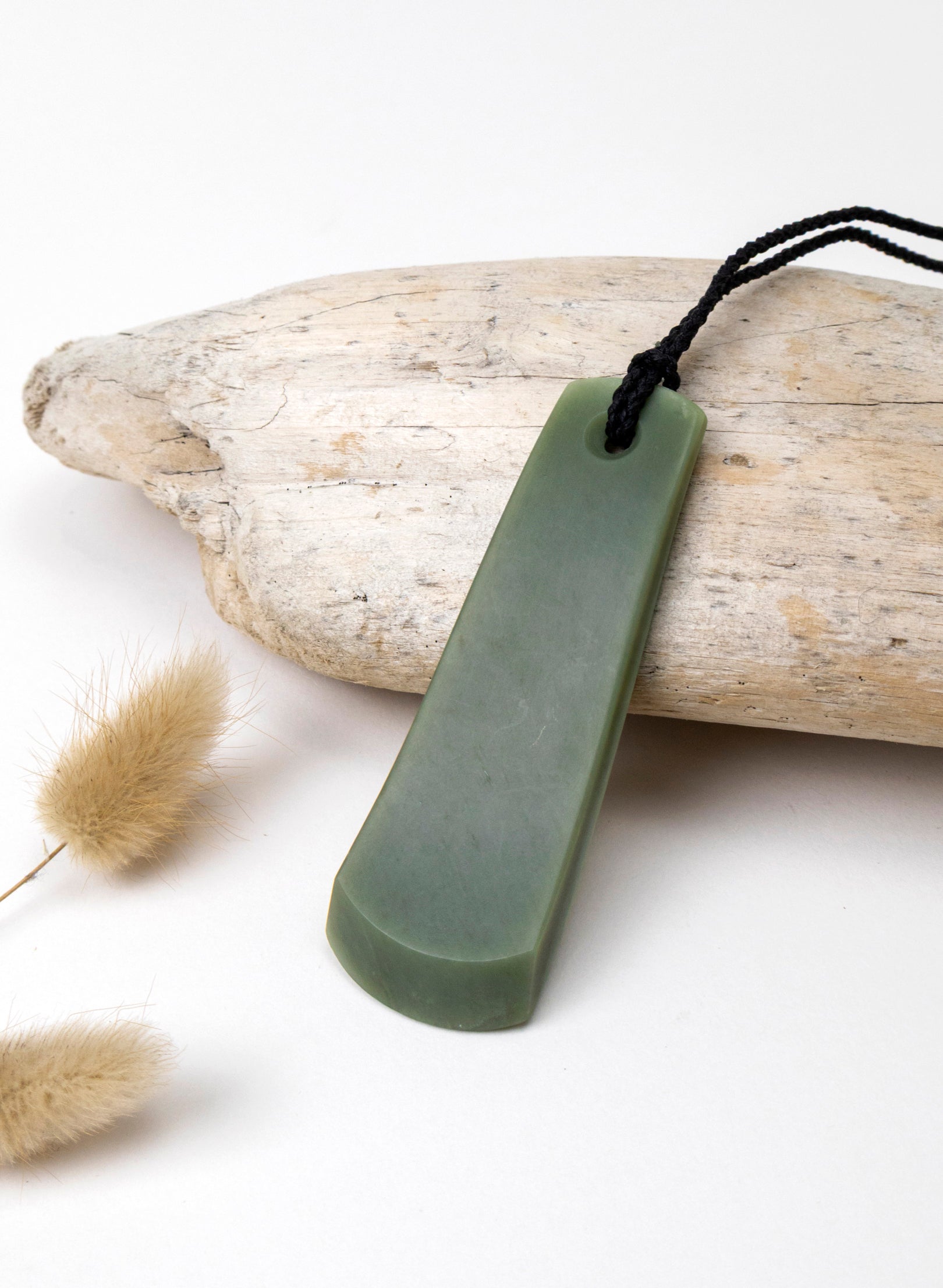 Inanga Pounamu Wave Pendant