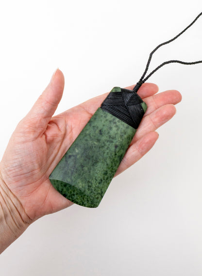 Large Kawakawa Pounamu Toki