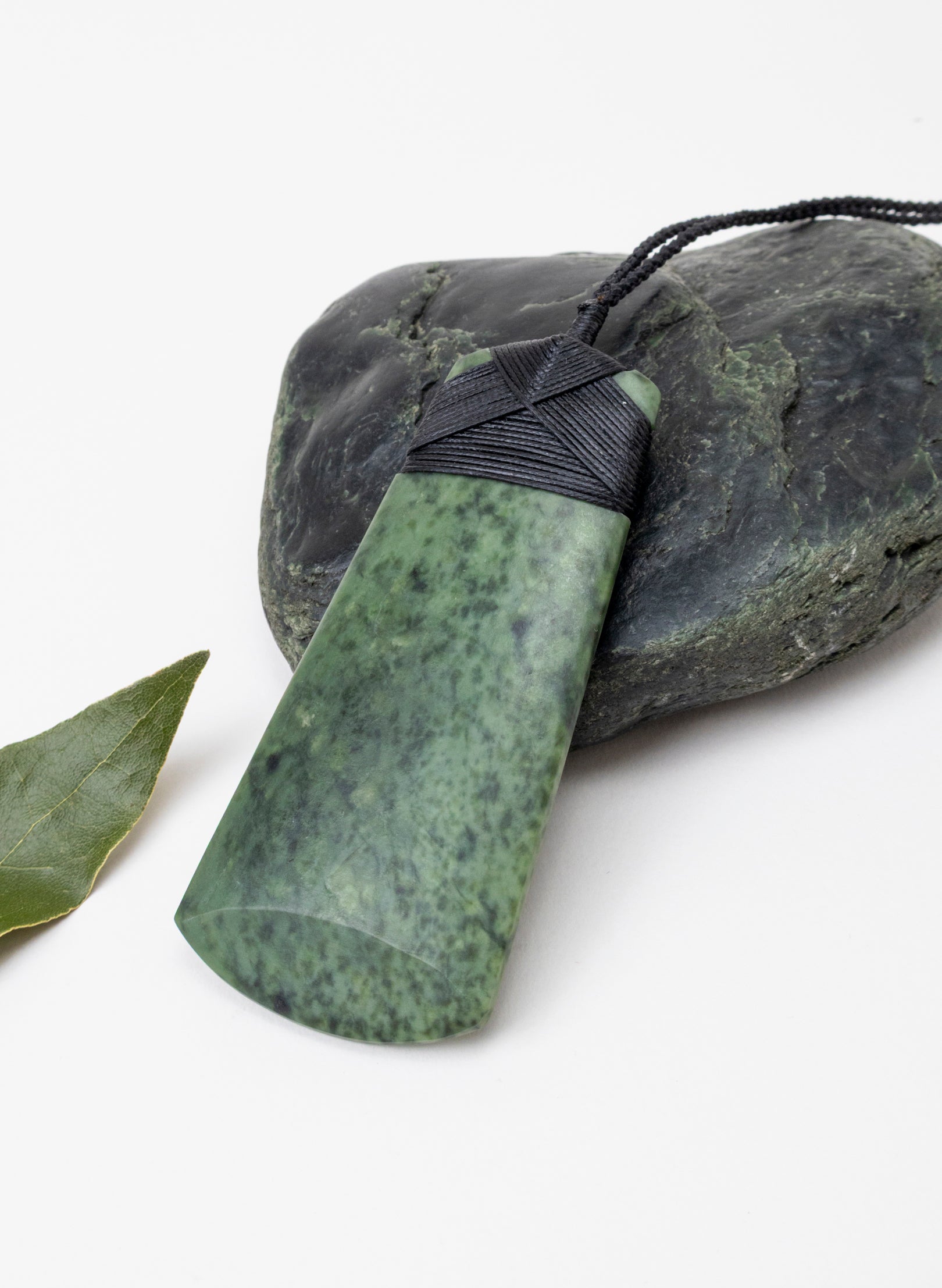 Large Kawakawa Pounamu Toki