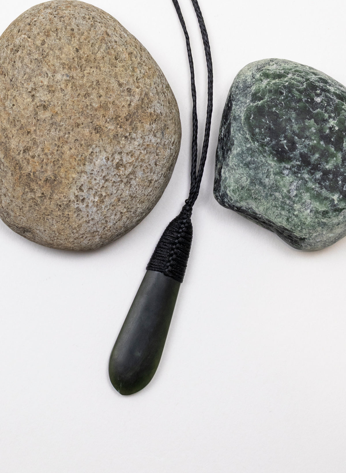 Kawakawa Pounamu Roimata Pendant
