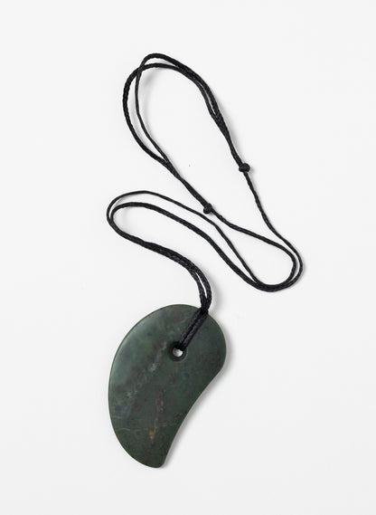 Raukaraka Pounamu Niho