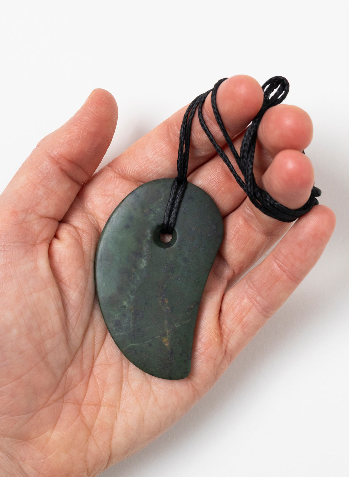 Raukaraka Pounamu Niho