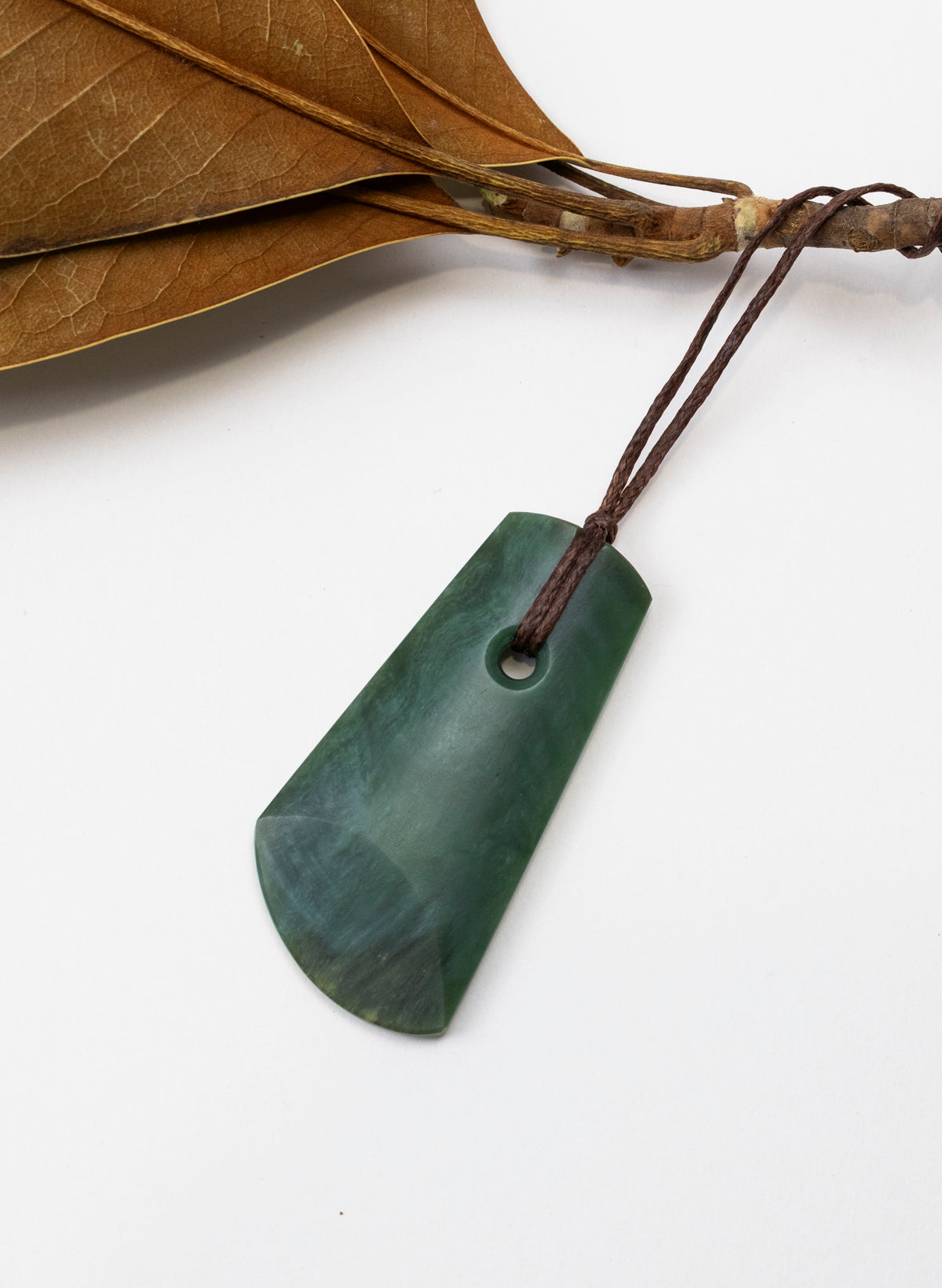 Inanga Pipiwharauroa Pounamu Toki
