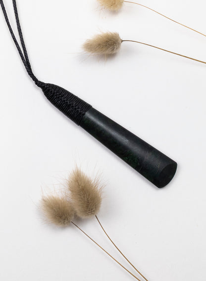 Tangiwai Pounamu Toki