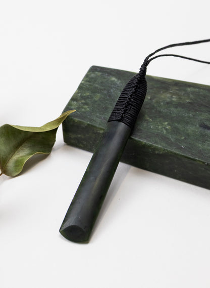 Kawakawa Pounamu Toki