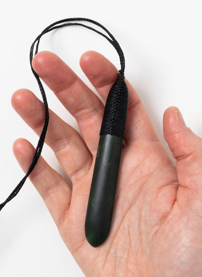 Kawakawa Pounamu Roimata Pendant