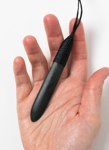 Kawakawa Pounamu Roimata Pendant