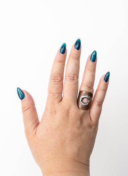 Rivet Ring