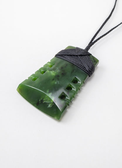 Pounamu Toki Kahotea