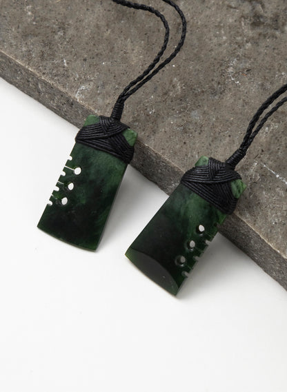 Knotched Toki Pendant