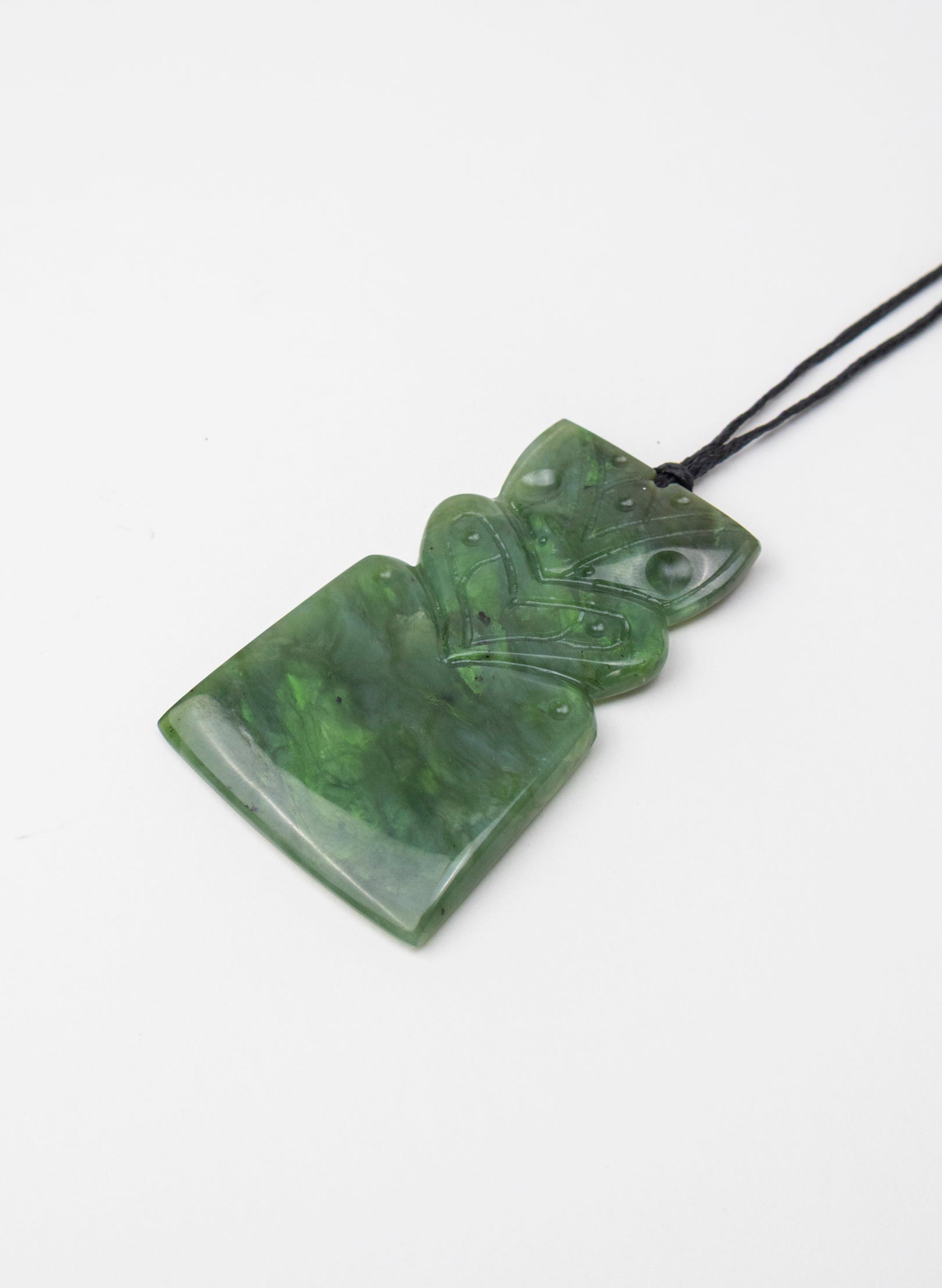 Pounamu Toki With Wheku