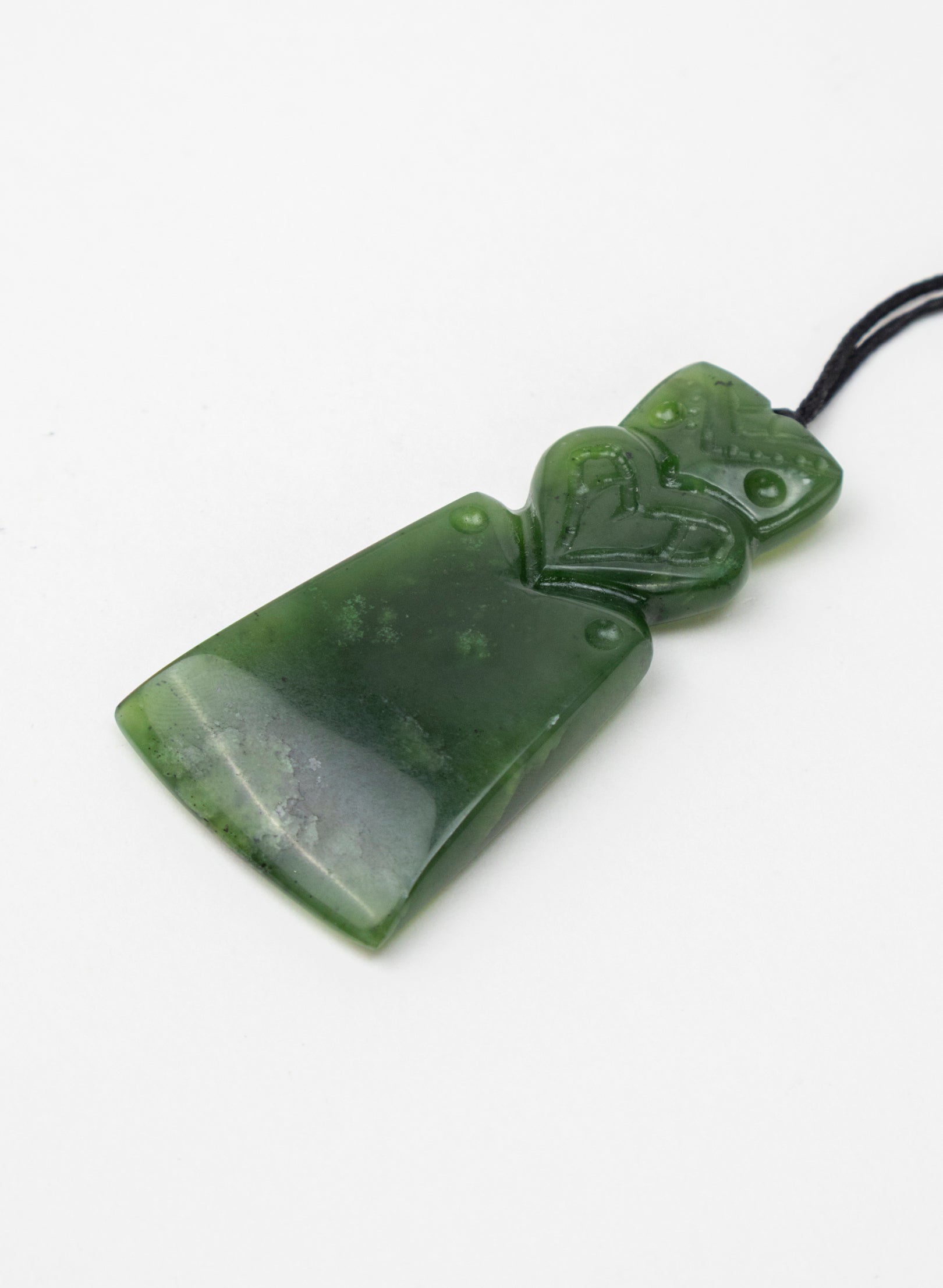Pounamu Toki With Wheku
