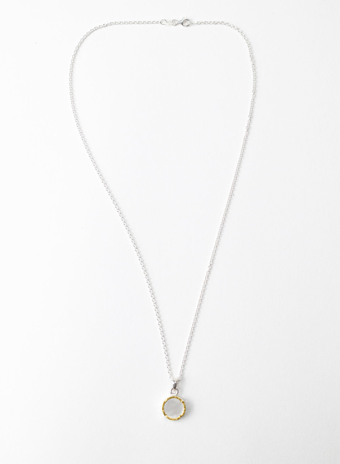 Round Mother of Pearl Pendant with 22ct Gold