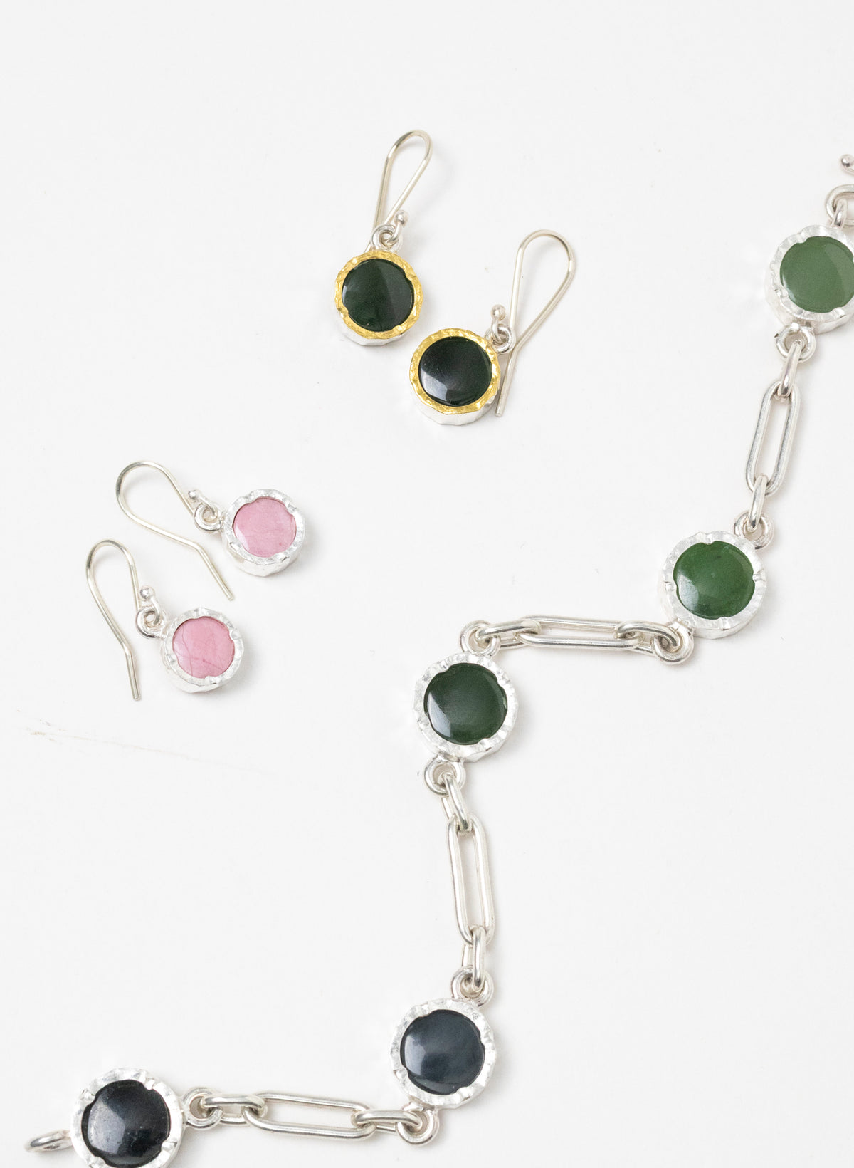 Round Pounamu Earrings with 22ct Gold