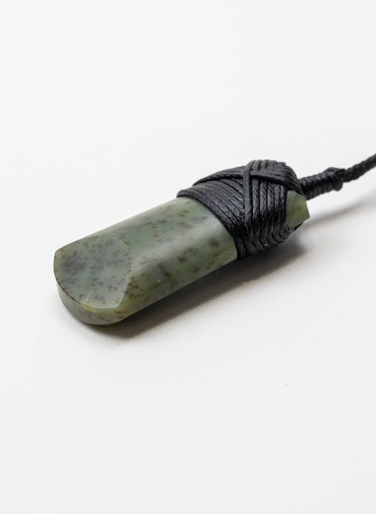 Baby Cross Bound Kōkopu Pounamu Toki