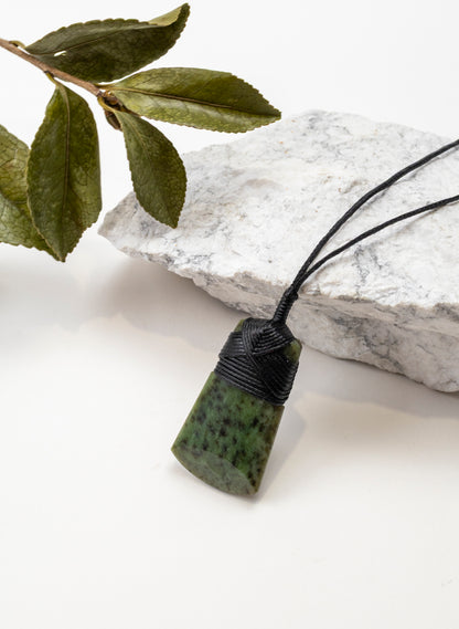 Cross Bound Kōkopu Pounamu Toki