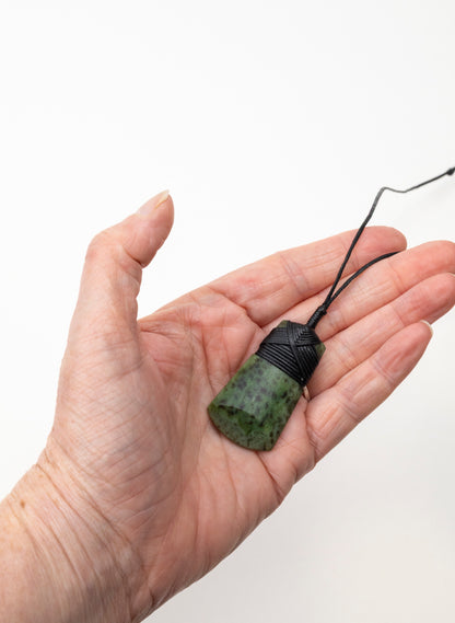 Cross Bound Kōkopu Pounamu Toki