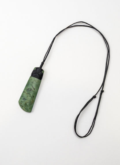 Raukaraka Pounamu Cross Bound Toki Pendant