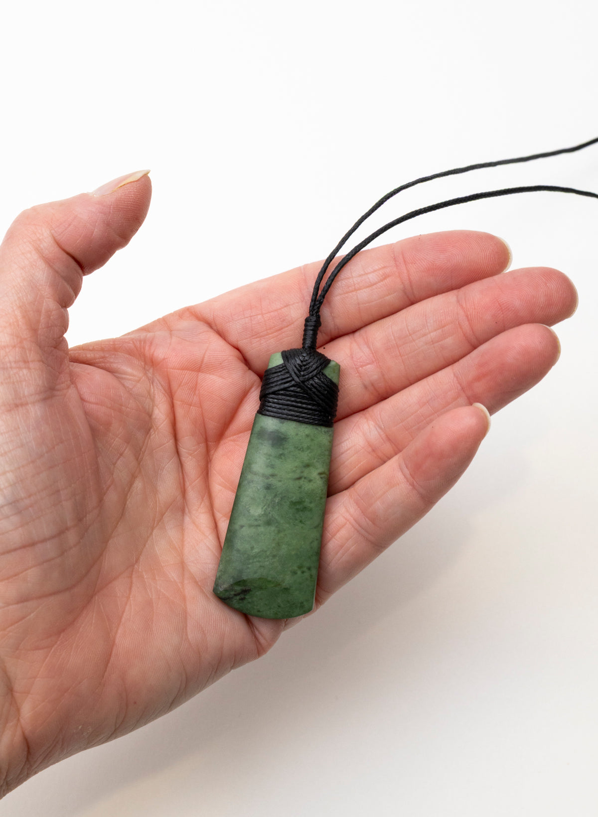 Raukaraka Pounamu Cross Bound Toki Pendant