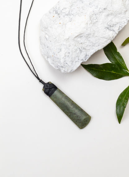 Cross Bound Kōkopu Pounamu Toki