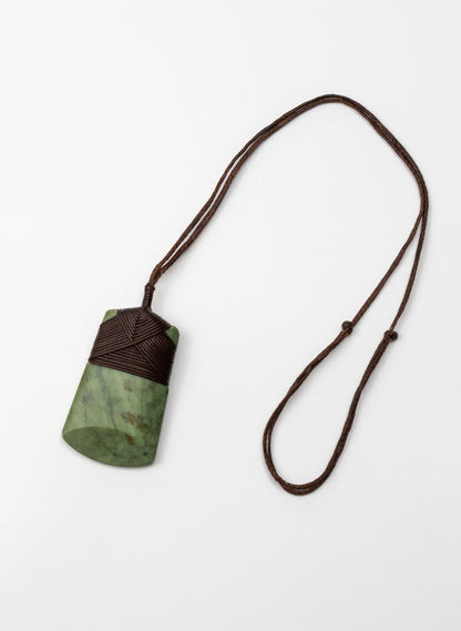 Raukaraka Pounamu Cross Bound Toki Pendant