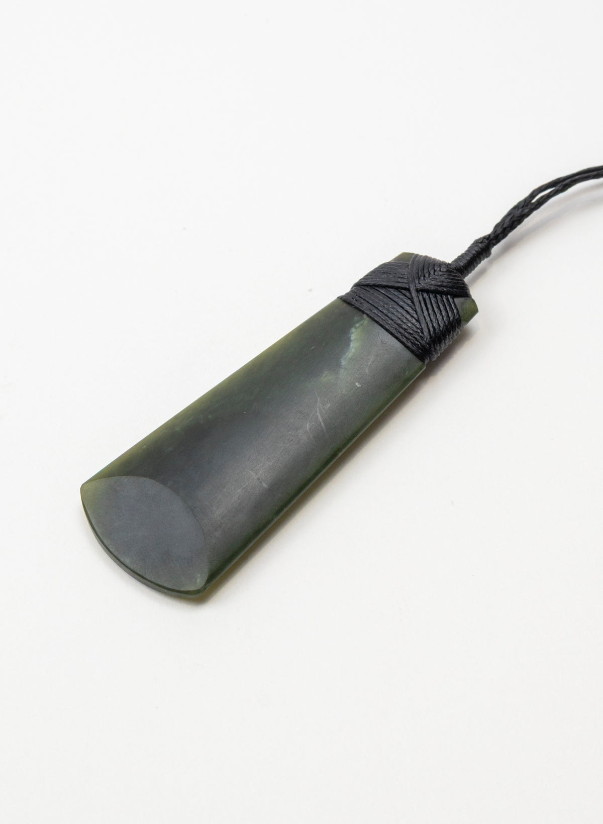 Kawakawa Pounamu Cross Bound Toki Pendant