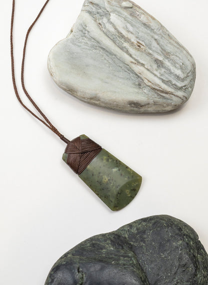Cross Bound Kōkopu Pounamu Toki