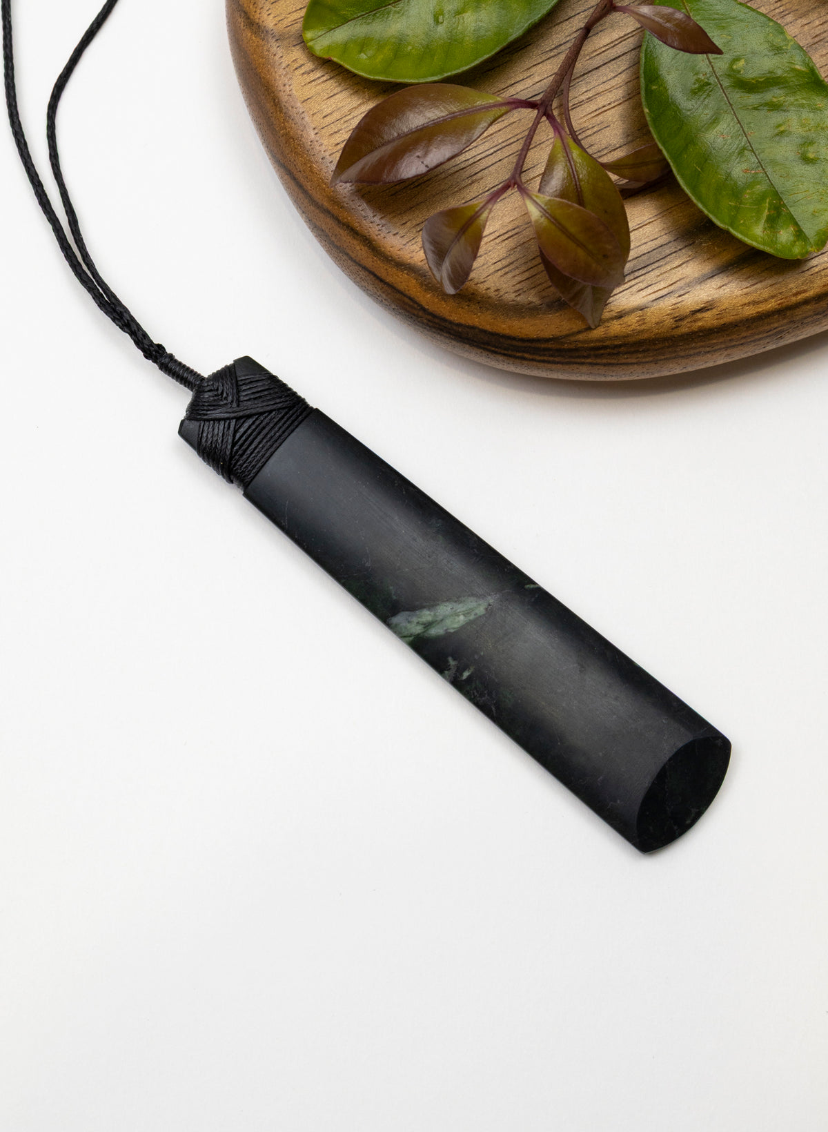 Tangiwai Pounamu Cross Bound Toki Pendant