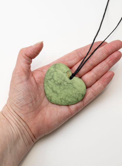 Raukaraka Pounamu Heart Pendant