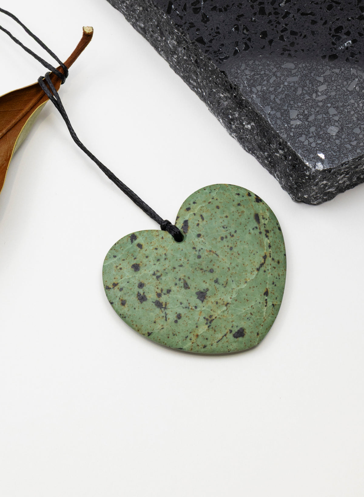 Raukaraka Pounamu Heart Pendant