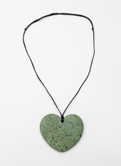 Raukaraka Pounamu Heart Pendant