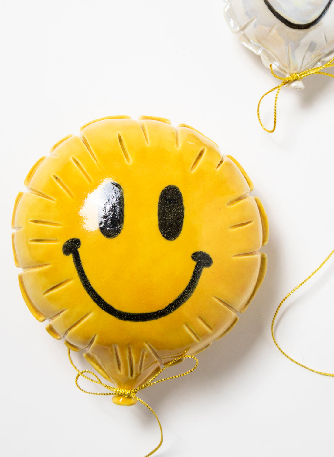 Medium Ceramic Balloon Smiley Face