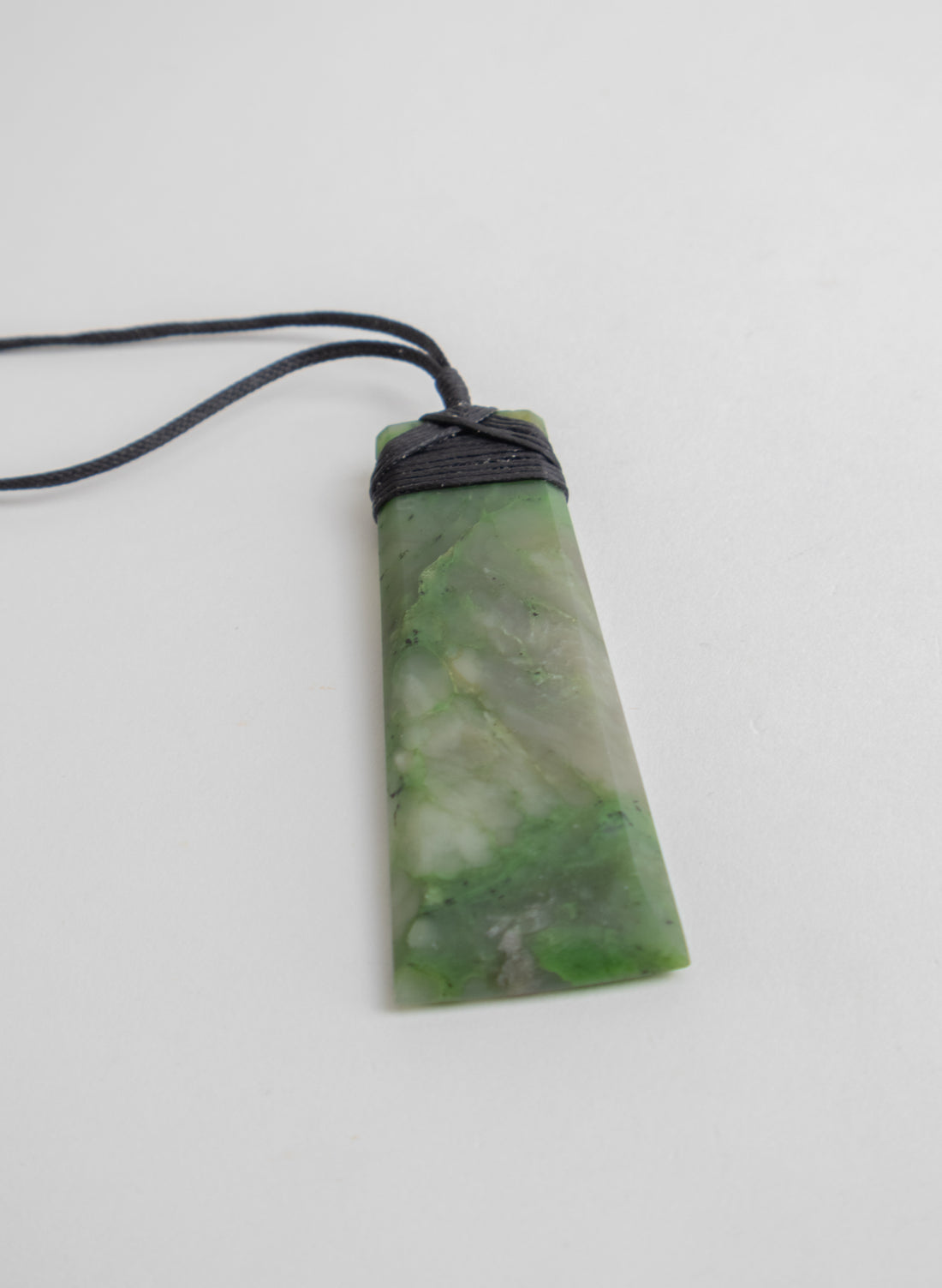 Bound Pounamu Toki
