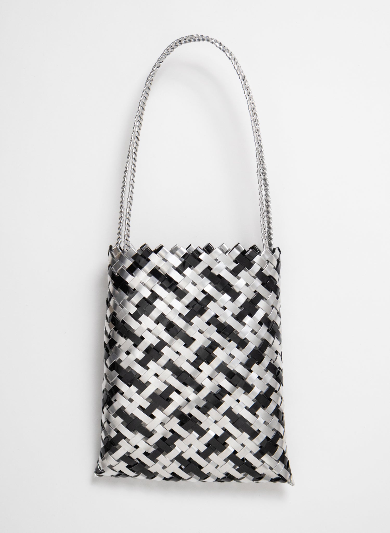 Aluminium And Black Tall Kete (12 End)